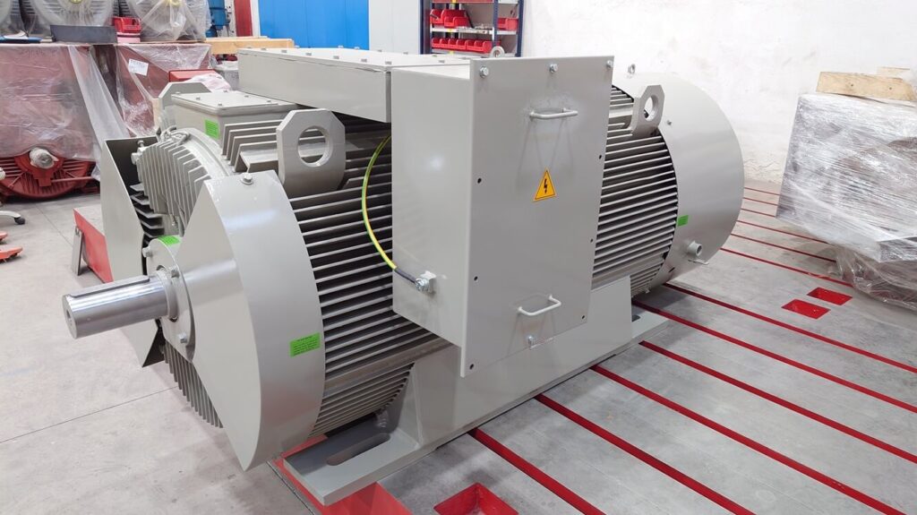 Silnik średnionapięciowy H17R-450X-4 o dużej gęstości mocy, 1350 kW, do wentylatora