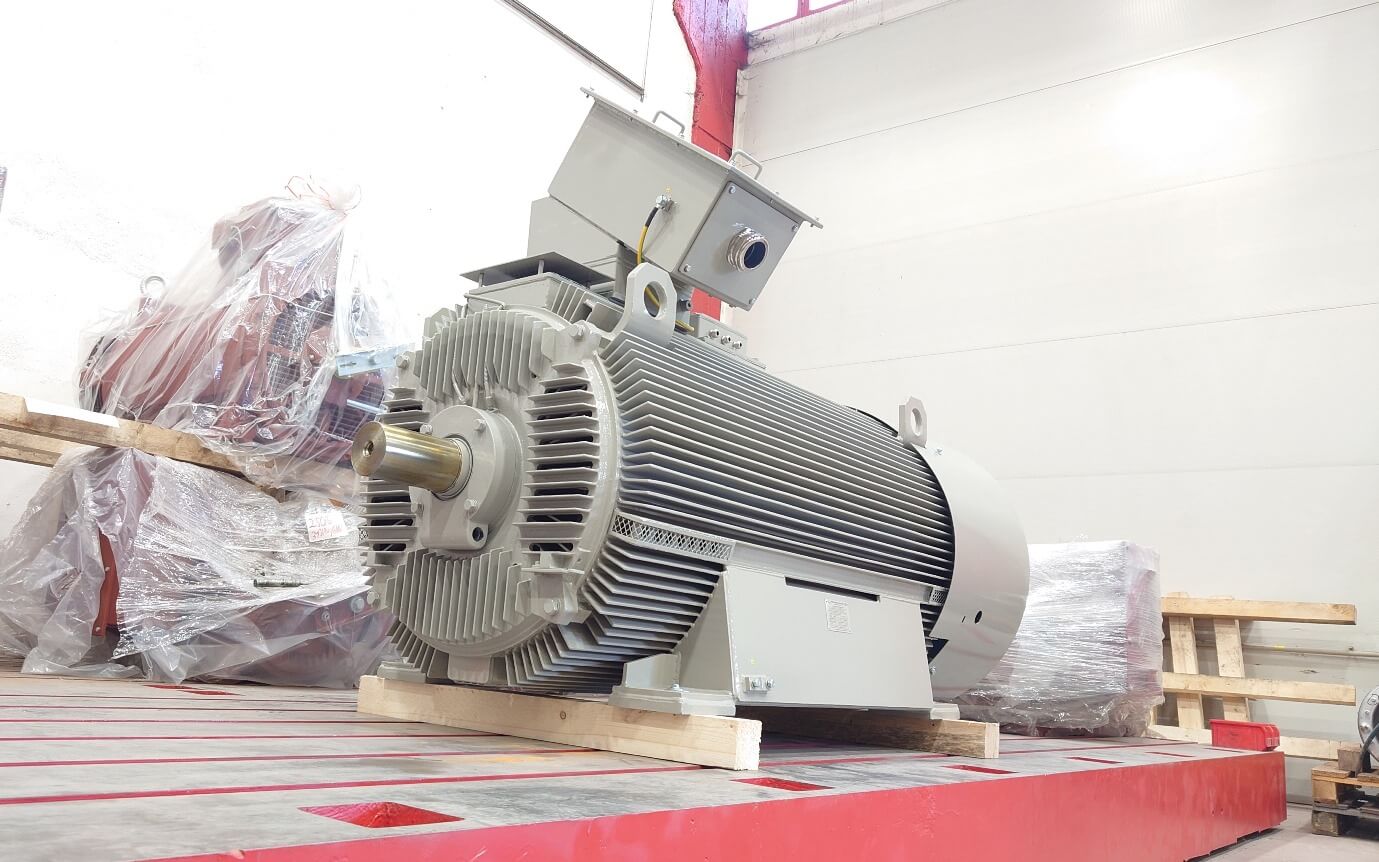 Silnik średniego napięcia z wirnikiem prętowym miedzianym H17R-500-4-ODP 1750kW do gniazda testowego