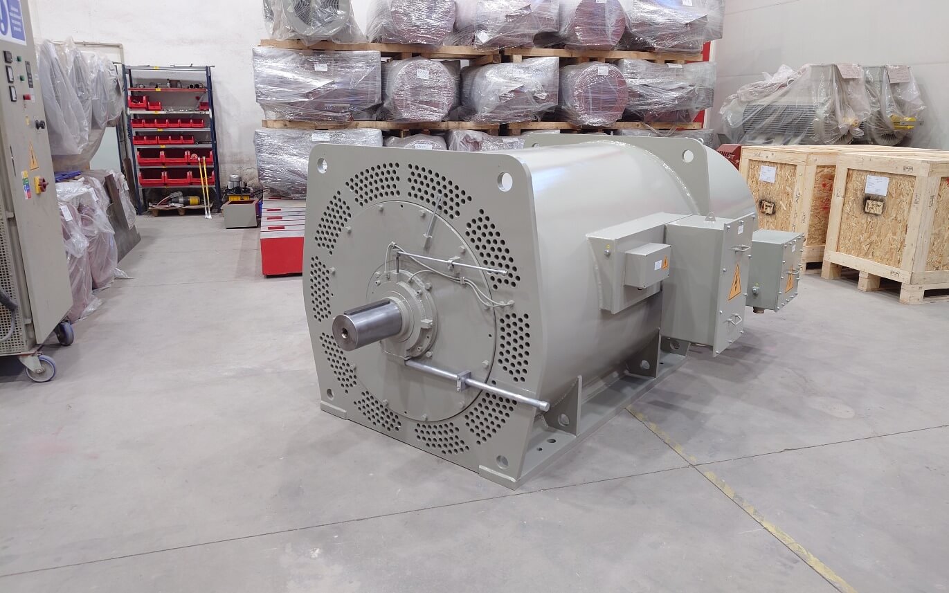 Silnik pierścieniowy IC511 H27R-TB-SR-630-6 o mocy 1400 kW z chłodzeniem rurowym do młyna cementowego