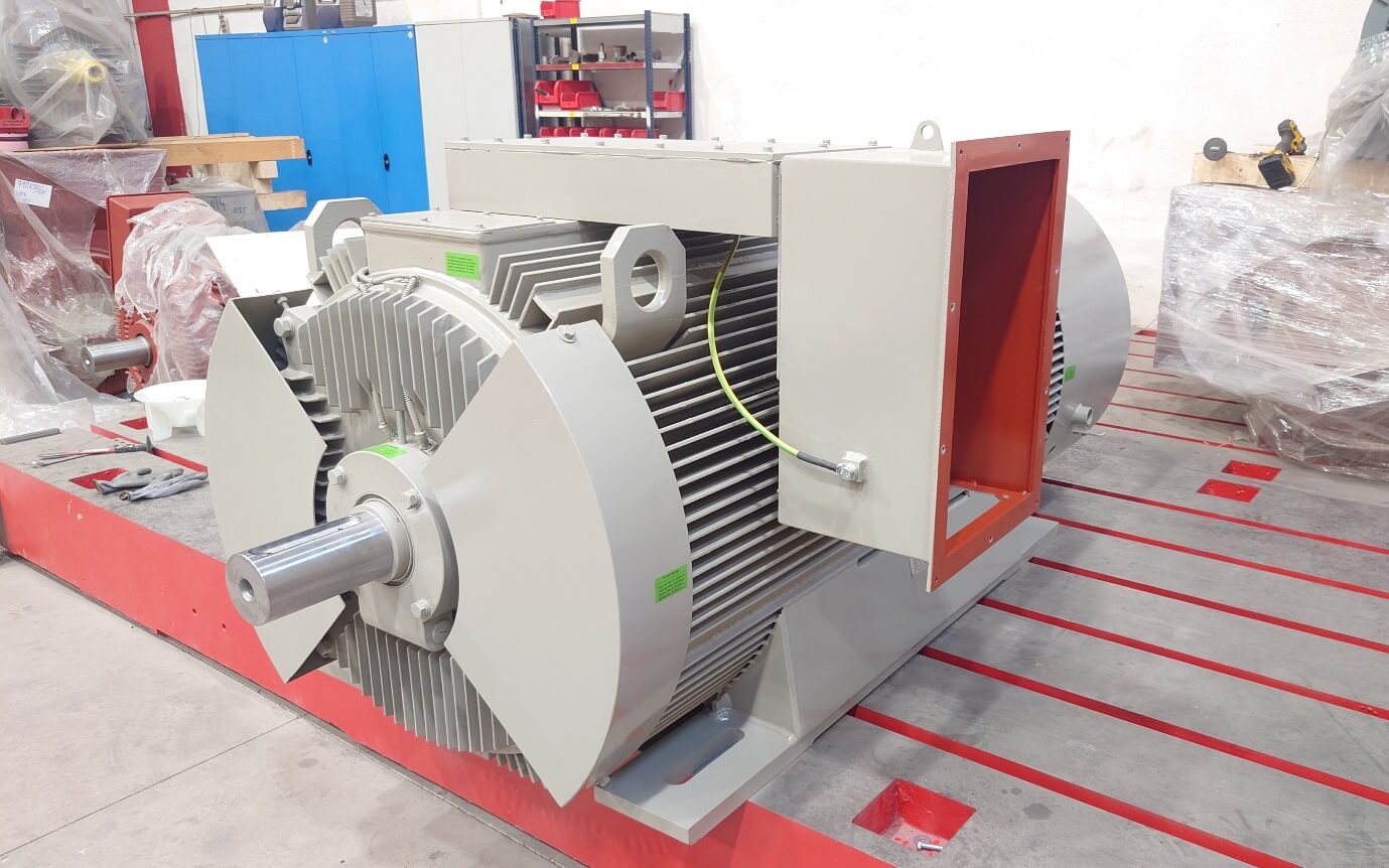 Silnik średnionapięciowy H17R-450X-4 o dużej gęstości mocy, 1350 kW, do wentylatora