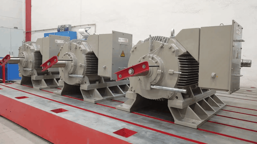 9 szt. Silnik elektryczny asynchroniczny H17R-315-500-CR-04 200kW