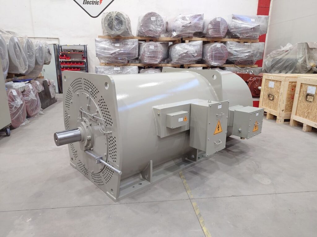 Silnik pierścieniowy IC511 H27R-TB-SR-630-6 o mocy 1400 kW z chłodzeniem rurowym do młyna cementowego